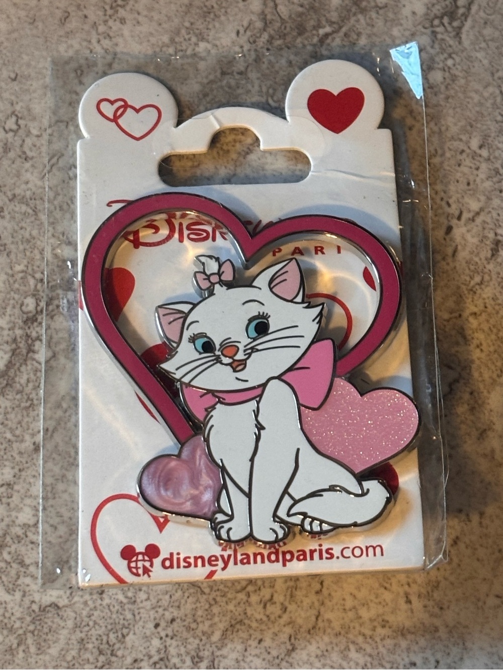 Disneyland Paris Marie Cat Pin Heart Frame Theme Disney Pin